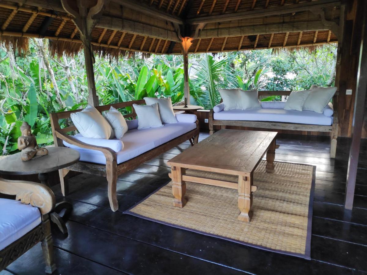 Damai Shanti Villa *